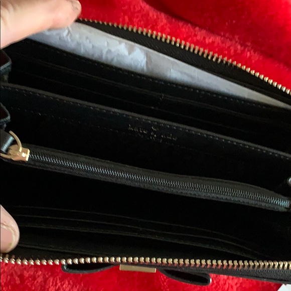 Kate Spade renny drive black zip around wallet - Picture 4 of 7